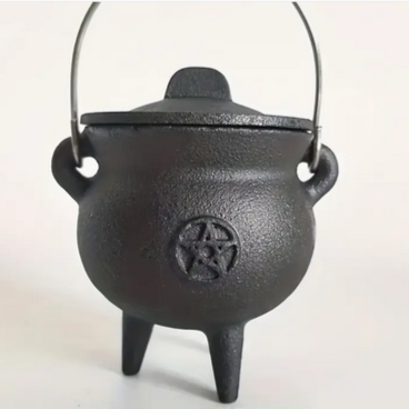 Cast Iron Cauldron With Lid